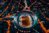 新浪体育视角下的国足，挑战与机遇并存